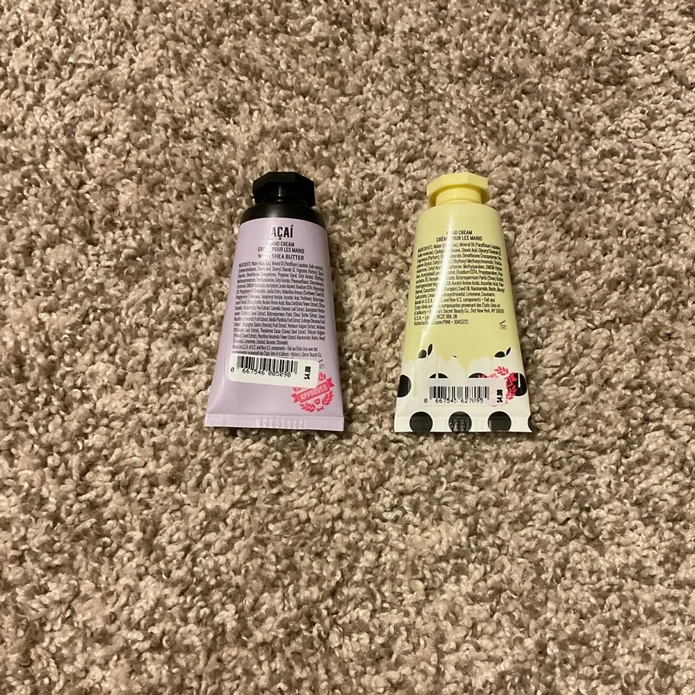 Victoria’s Secret Pink mini lotion set